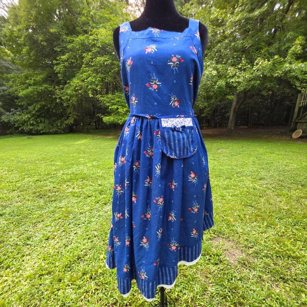 Disney Belle Beauty & the Beast Blue Dress Girls 14/16 Womens S Village Costume